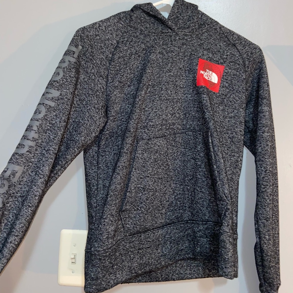 North face hoodie size S